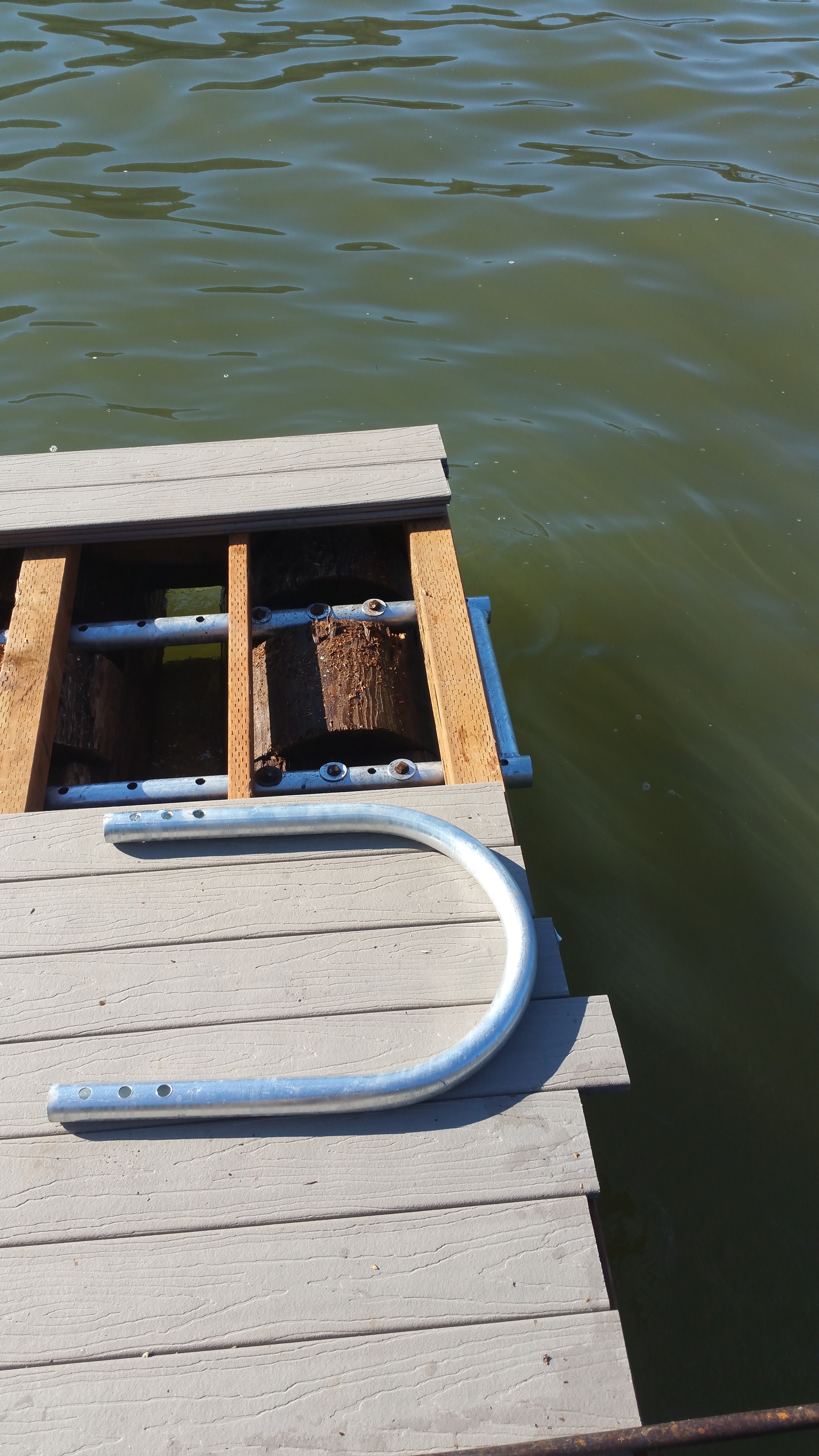 Cedar Float Log Double Slip