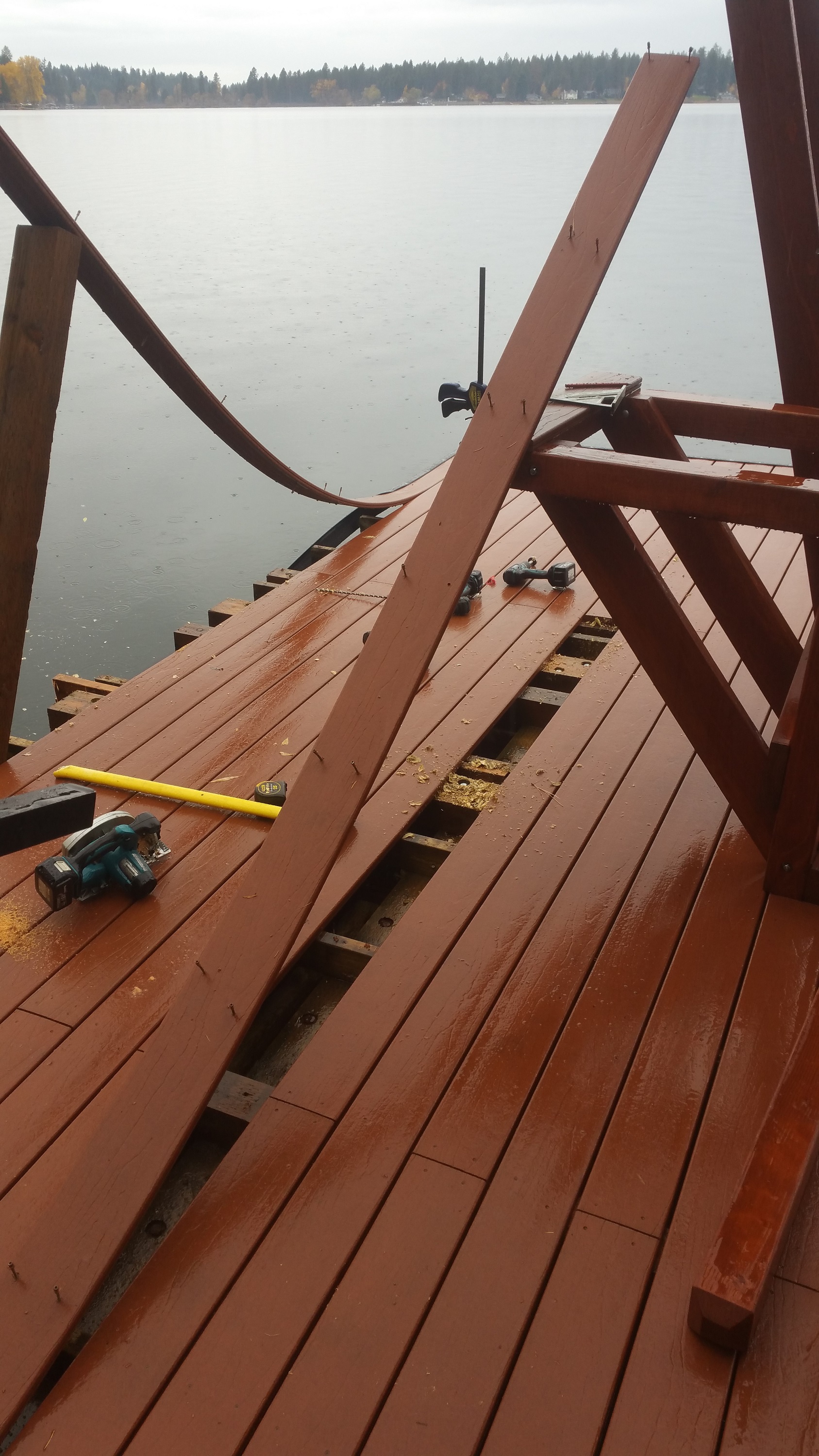 Lake Access Deck, Dock & Diving