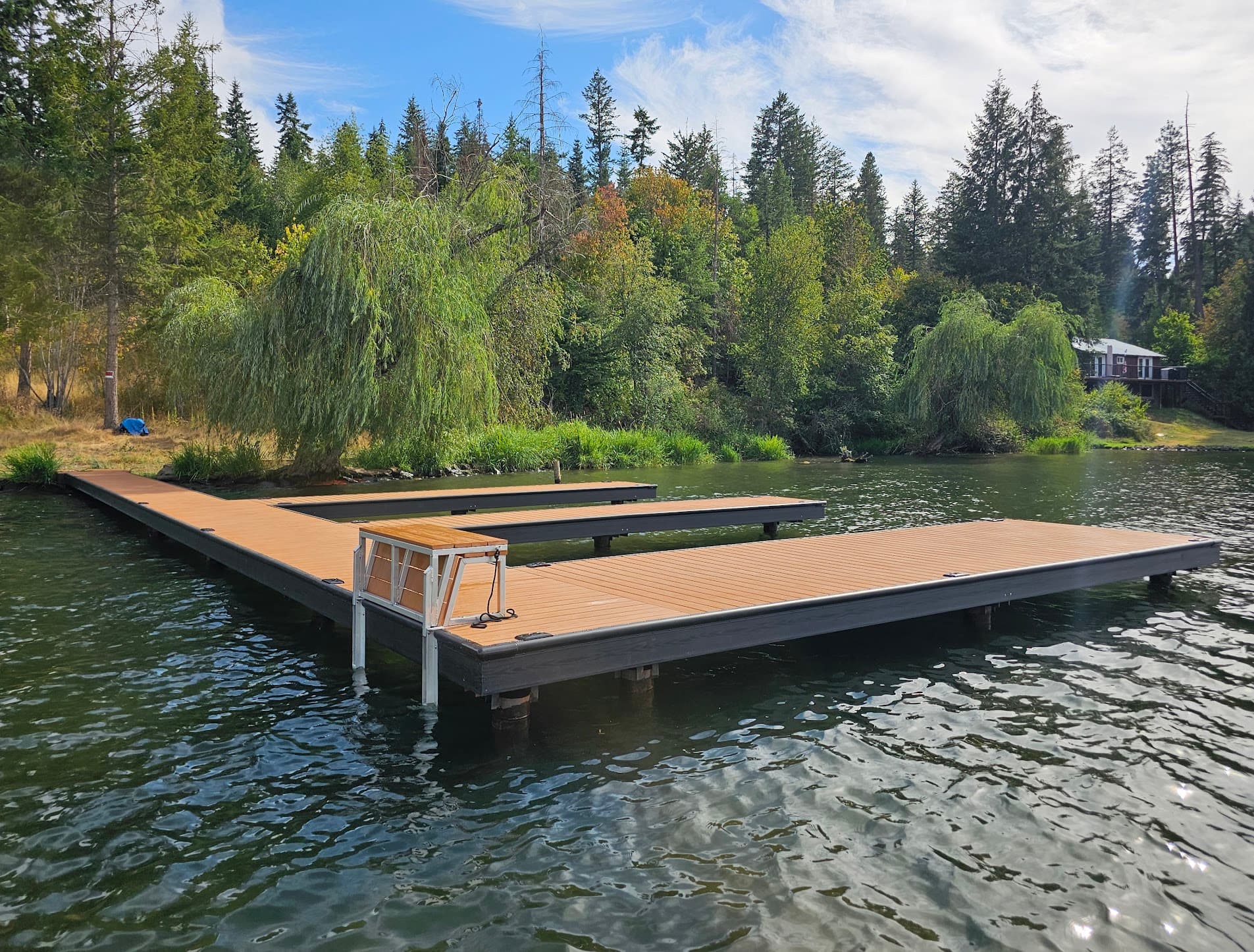 WearDeck pier — Hayden Lake